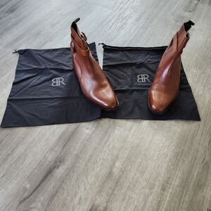 Banana Republic Men's ankle boot, Size 7.5 (Monogram)